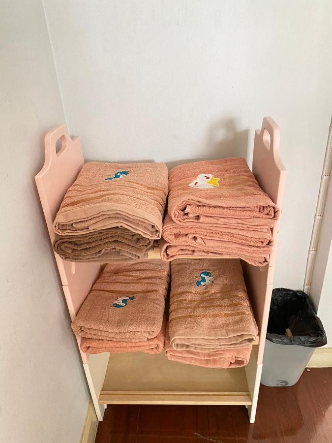 Sura Hostel Bangkok Near Mrt Phra Ram 9 エクステリア 写真