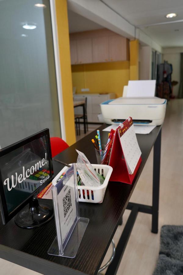 Sura Hostel Bangkok Near Mrt Phra Ram 9 エクステリア 写真