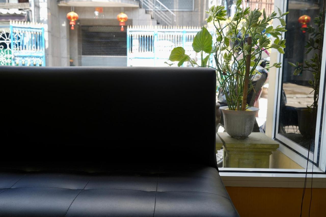 Sura Hostel Bangkok Near Mrt Phra Ram 9 エクステリア 写真