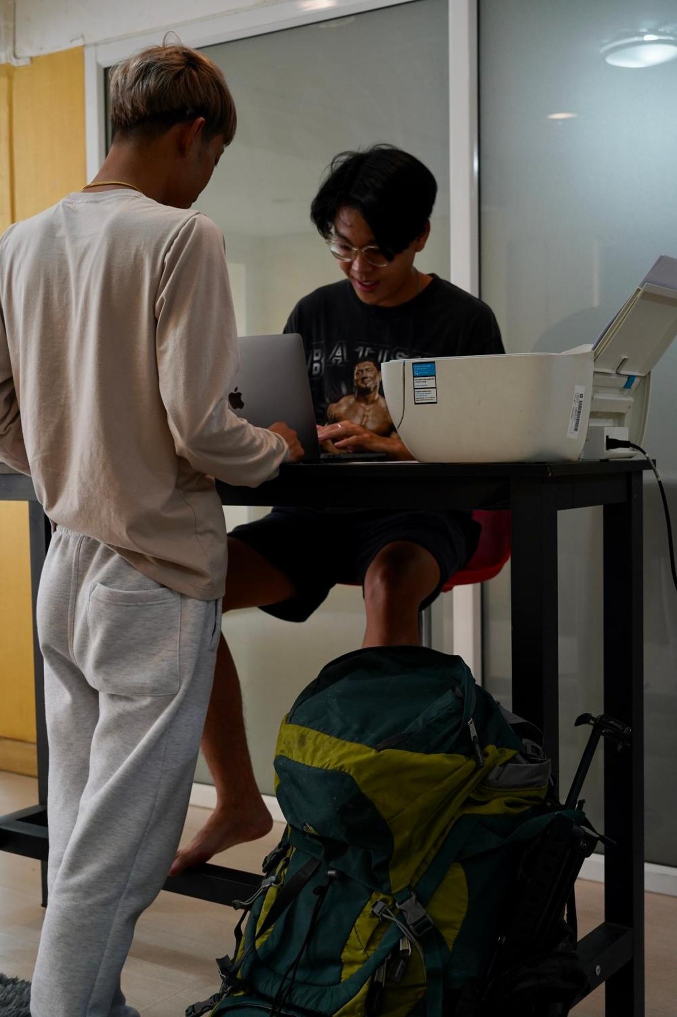 Sura Hostel Bangkok Near Mrt Phra Ram 9 エクステリア 写真