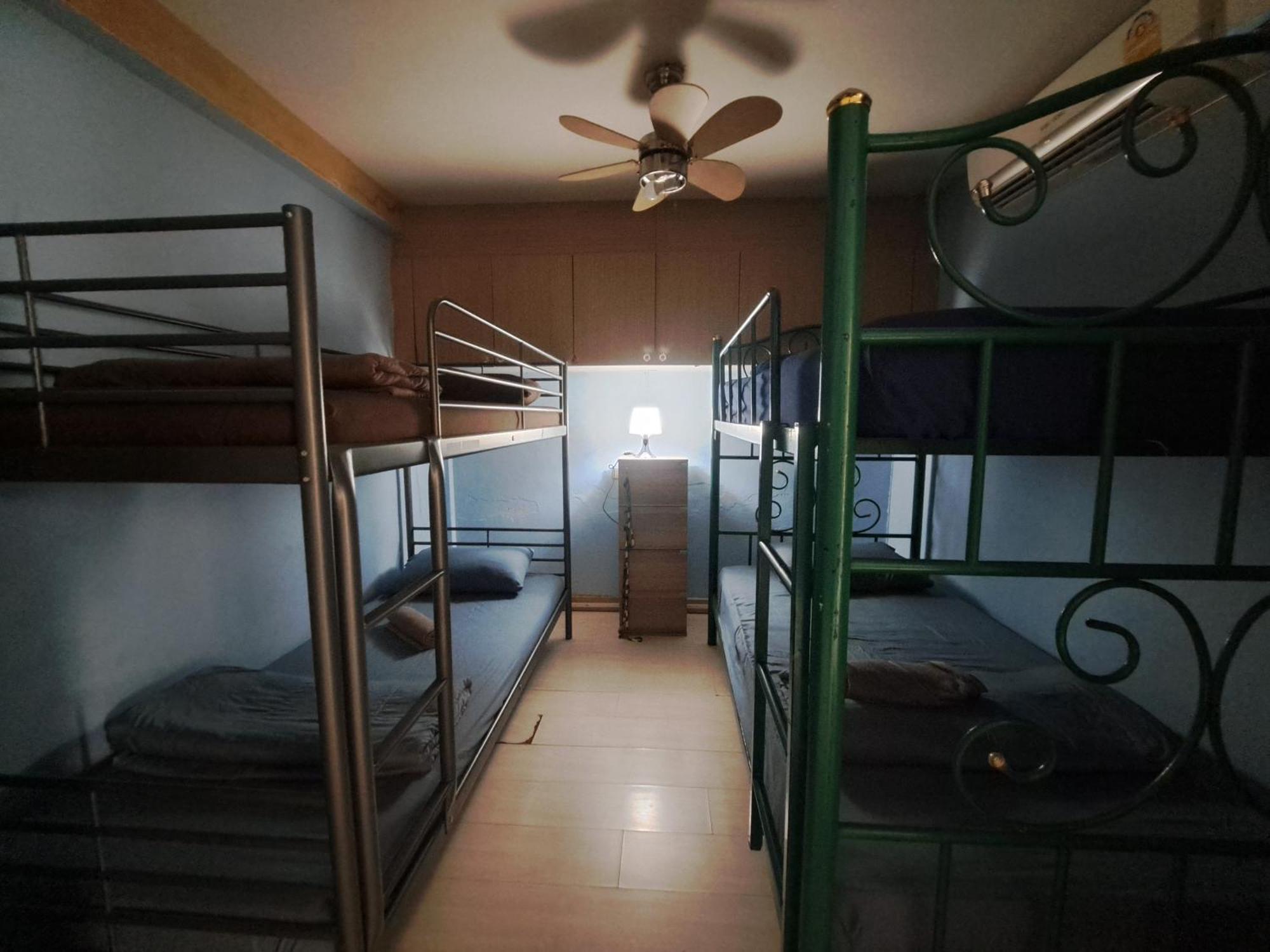 Sura Hostel Bangkok Near Mrt Phra Ram 9 エクステリア 写真